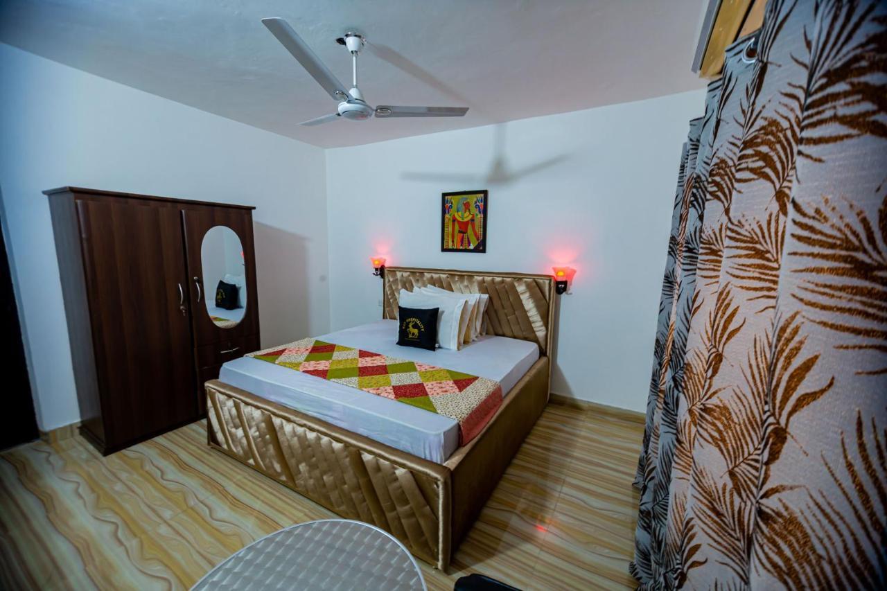 Nap Apartment Hotel Dansoman Bagian luar foto