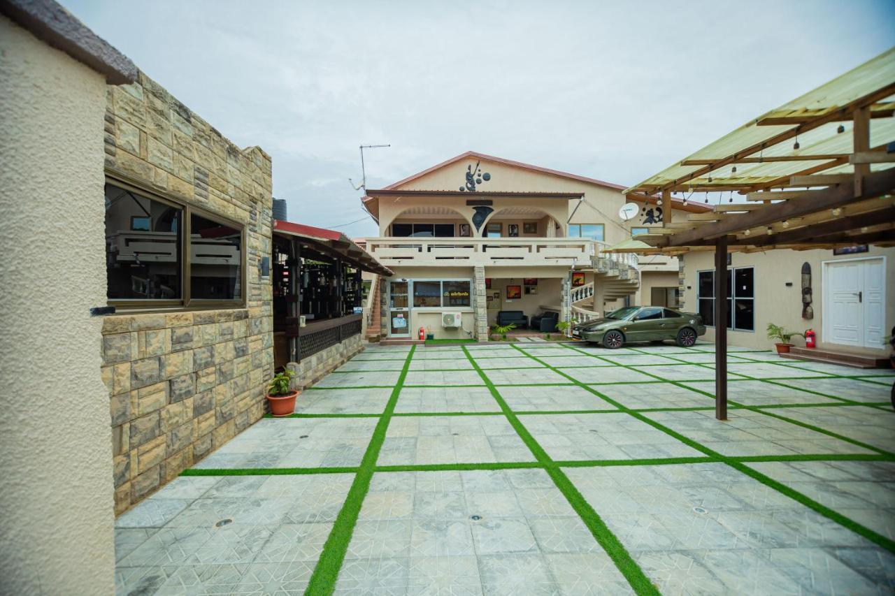 Nap Apartment Hotel Dansoman Bagian luar foto