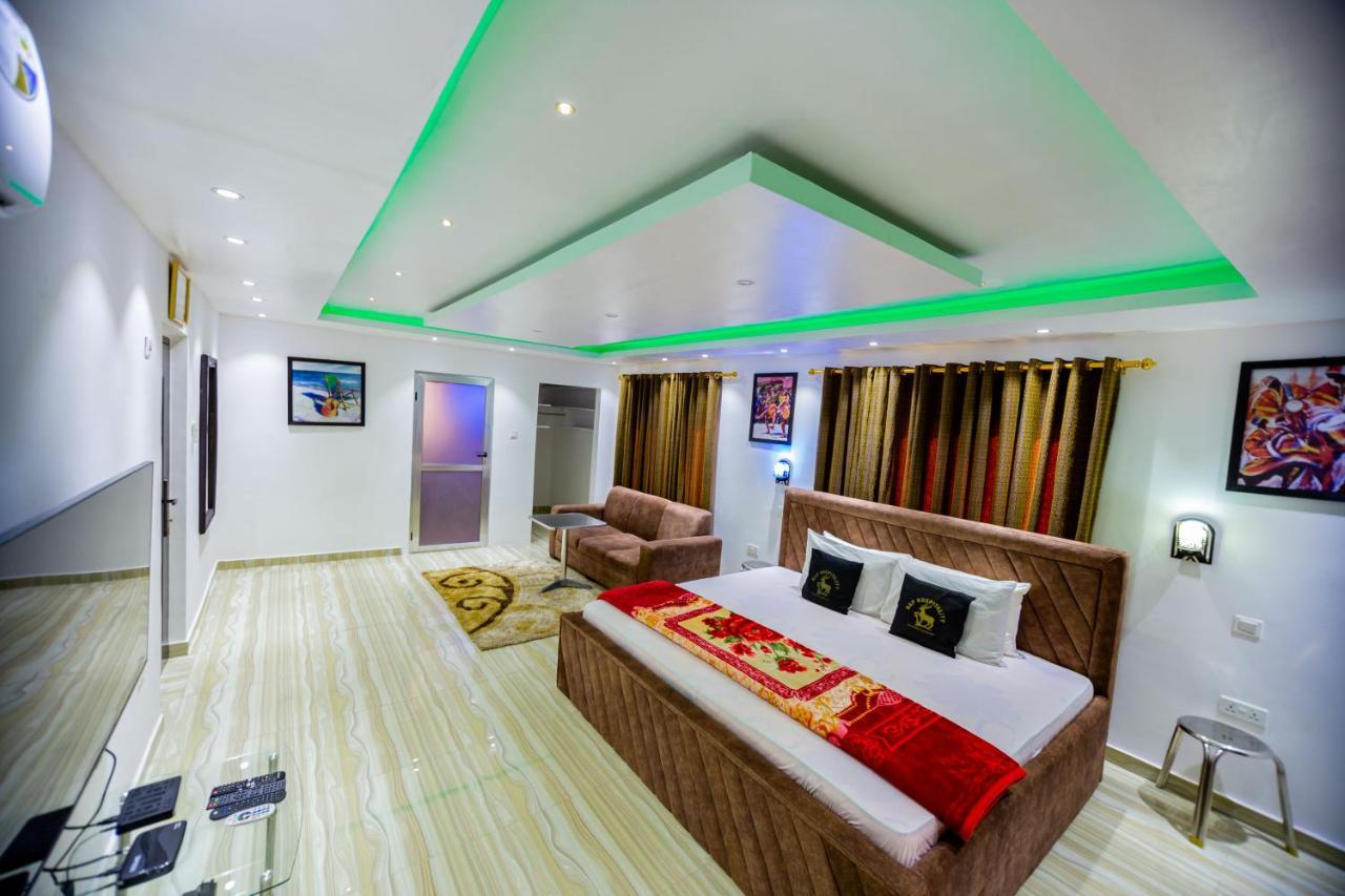 Nap Apartment Hotel Dansoman Bagian luar foto