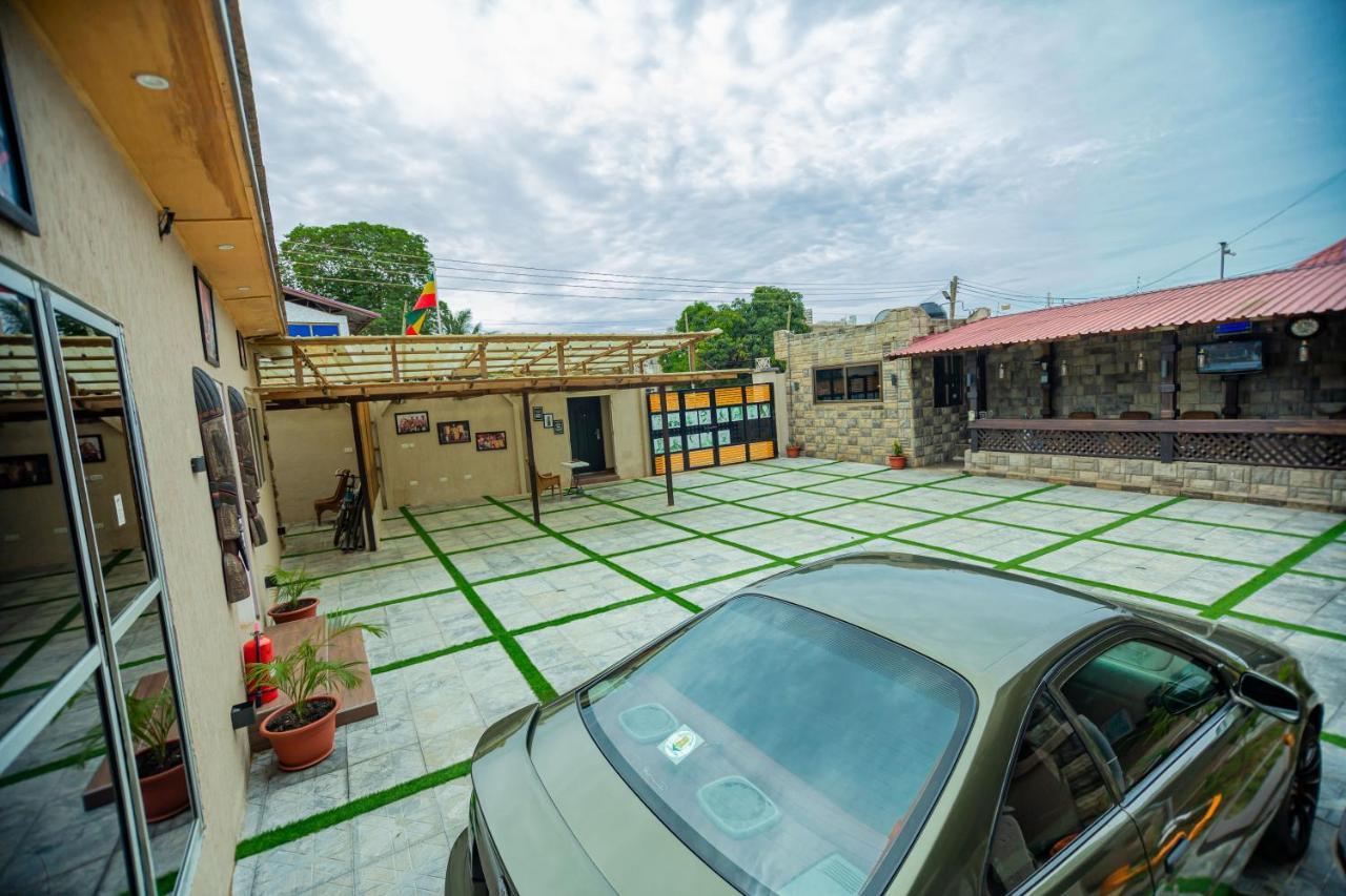 Nap Apartment Hotel Dansoman Bagian luar foto