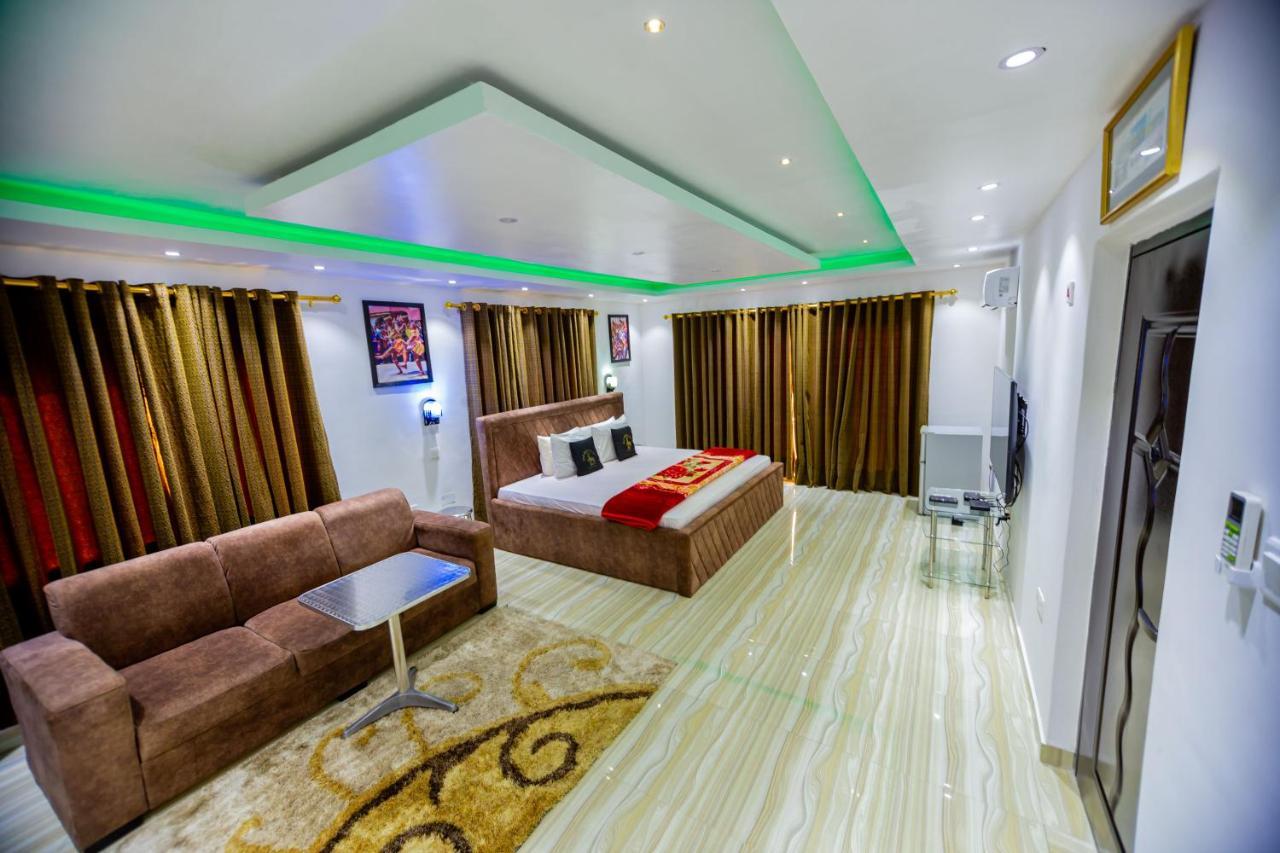 Nap Apartment Hotel Dansoman Bagian luar foto