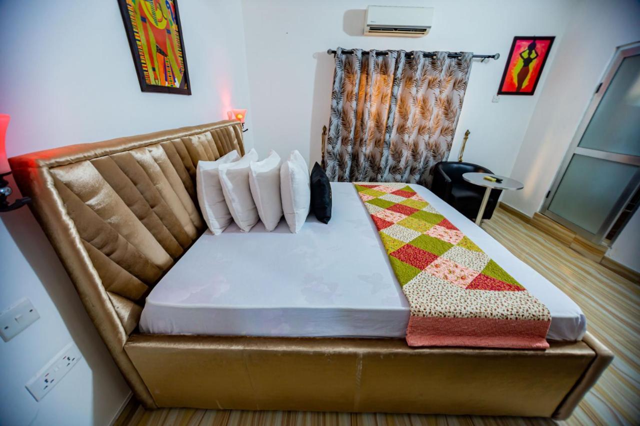 Nap Apartment Hotel Dansoman Bagian luar foto